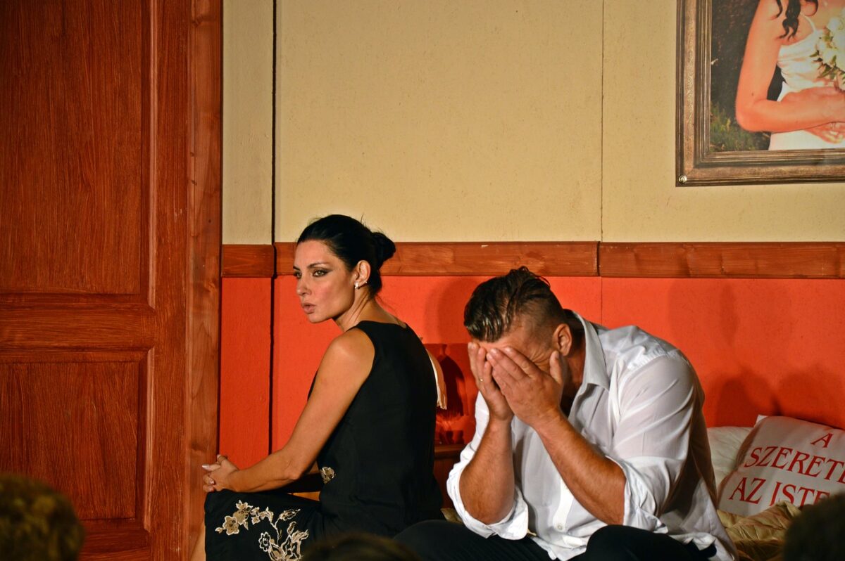 Se veled, se nélküled